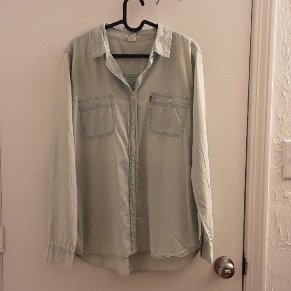Levi's Light Blue Casual Button Down Shirt